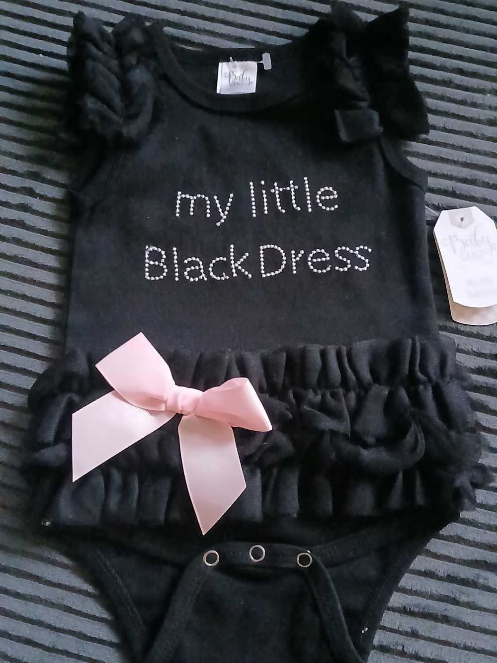 Baby GANZ Newborn Black Ruffle One-Piece Bodysuit Onsie Sz 0-4 months NWT